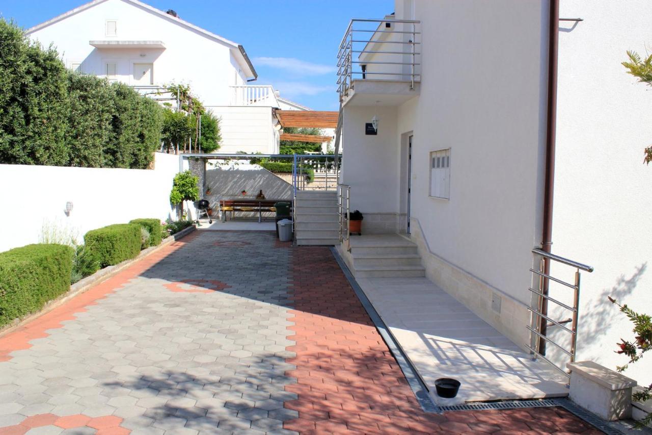 Villa Marta Apartmani Trogir Eksteriør bilde
