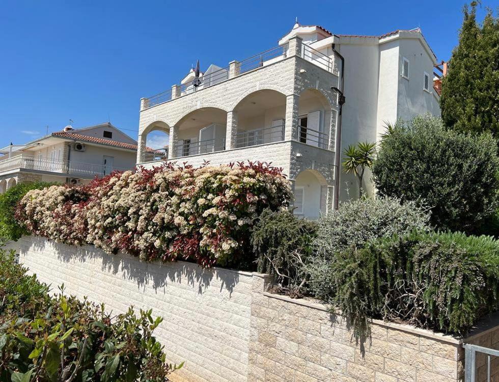 Villa Marta Apartmani Trogir Eksteriør bilde