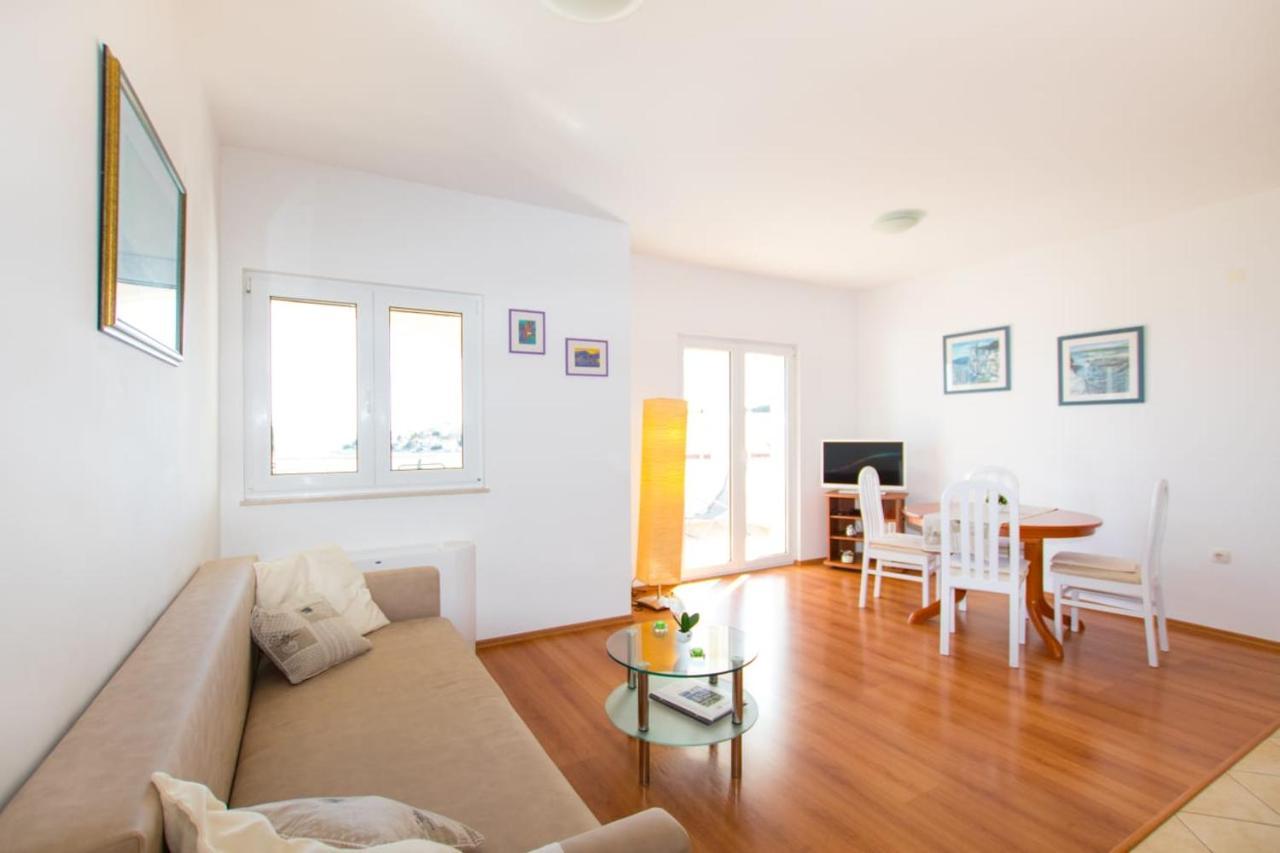 Villa Marta Apartmani Trogir Eksteriør bilde