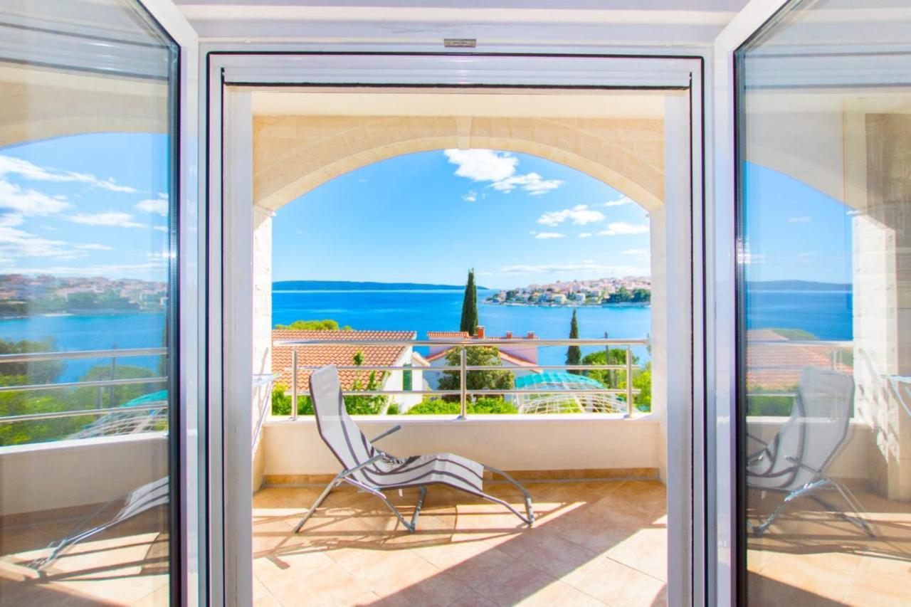 Villa Marta Apartmani Trogir Eksteriør bilde