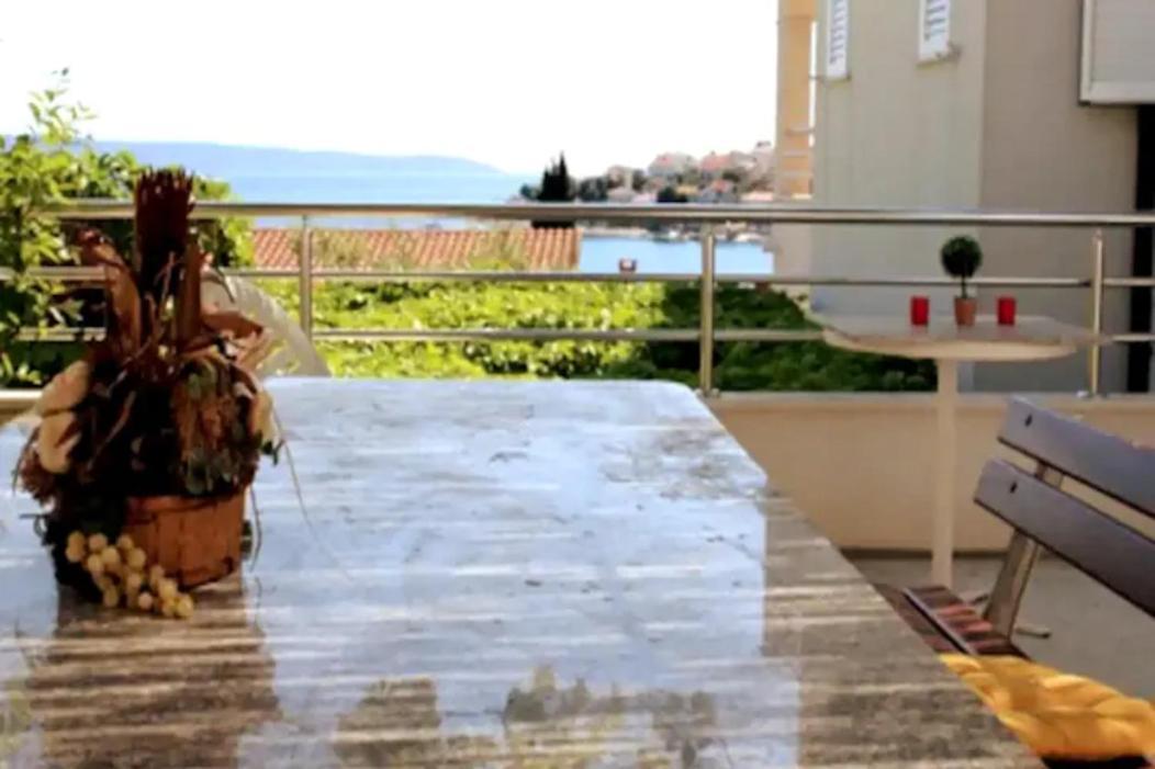 Villa Marta Apartmani Trogir Eksteriør bilde