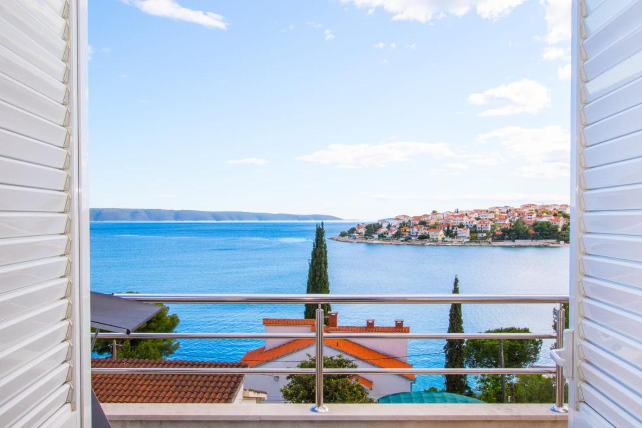Villa Marta Apartmani Trogir Eksteriør bilde